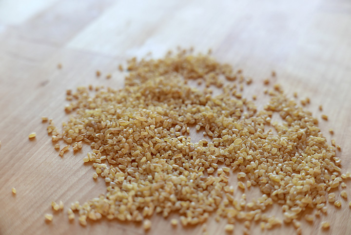 Für Tabbouleh wird Bulgur aus Hartweizen verwendet