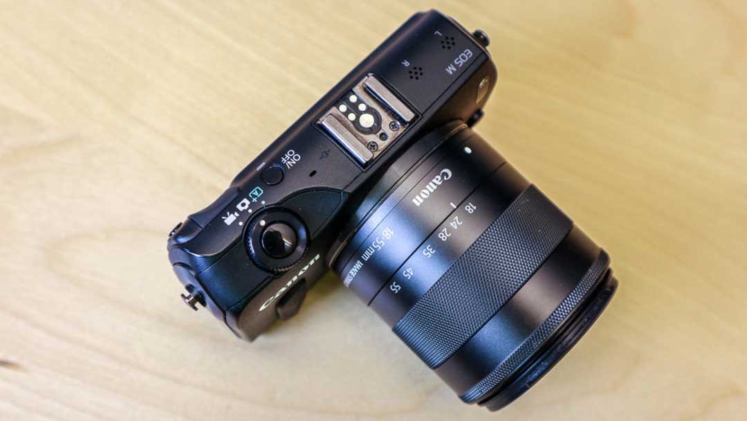 Eine preiswerte Kamera für gute Ergebnisse ist die schon etwas ältere Canon EOS M.