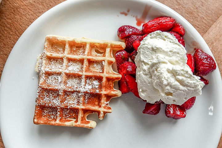 Erdbeer-Waffeln - so schmeckt der Sommer