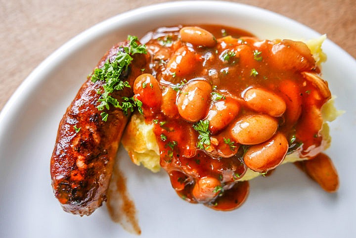Dazu passt Polenta - auch wegen der üppigen Sauce.
