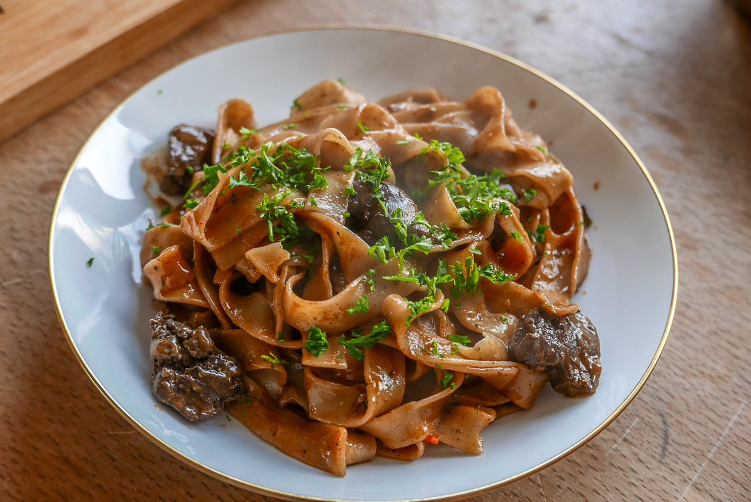 Hähnchenleber mit Tagliatelle