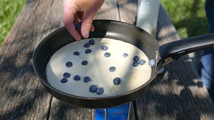 Handverlesen oder großzügig: Die Menge an Blaubeeren kann jeder für sich aussuchen.